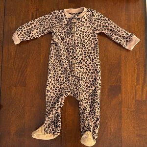 3/$15 Carter's Fleece Leopard Footie 9 months